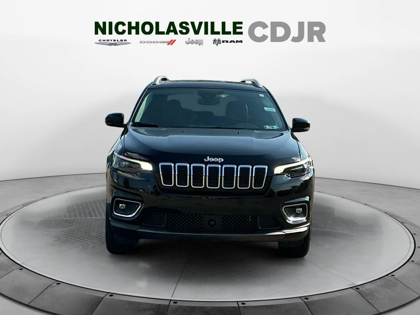 Used 2021 Jeep Cherokee Limited w/ Mopar Interior Package AWD/4WD image 8