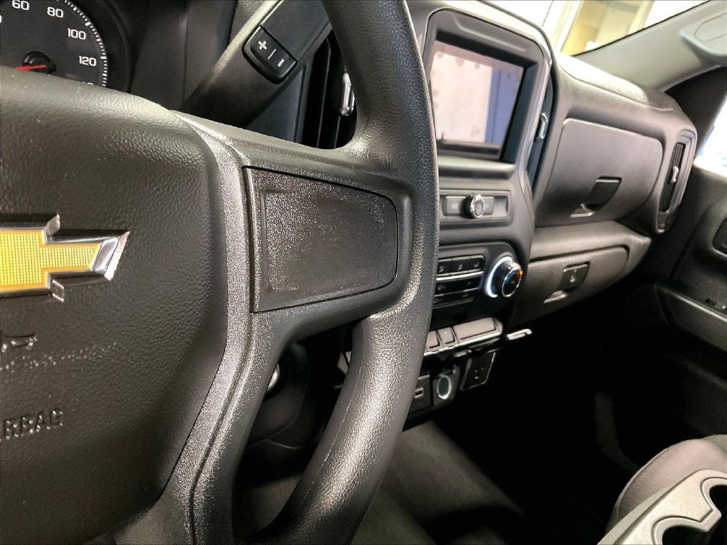 Used 2023 Chevrolet Silverado 1500 Custom AWD/4WD image 23