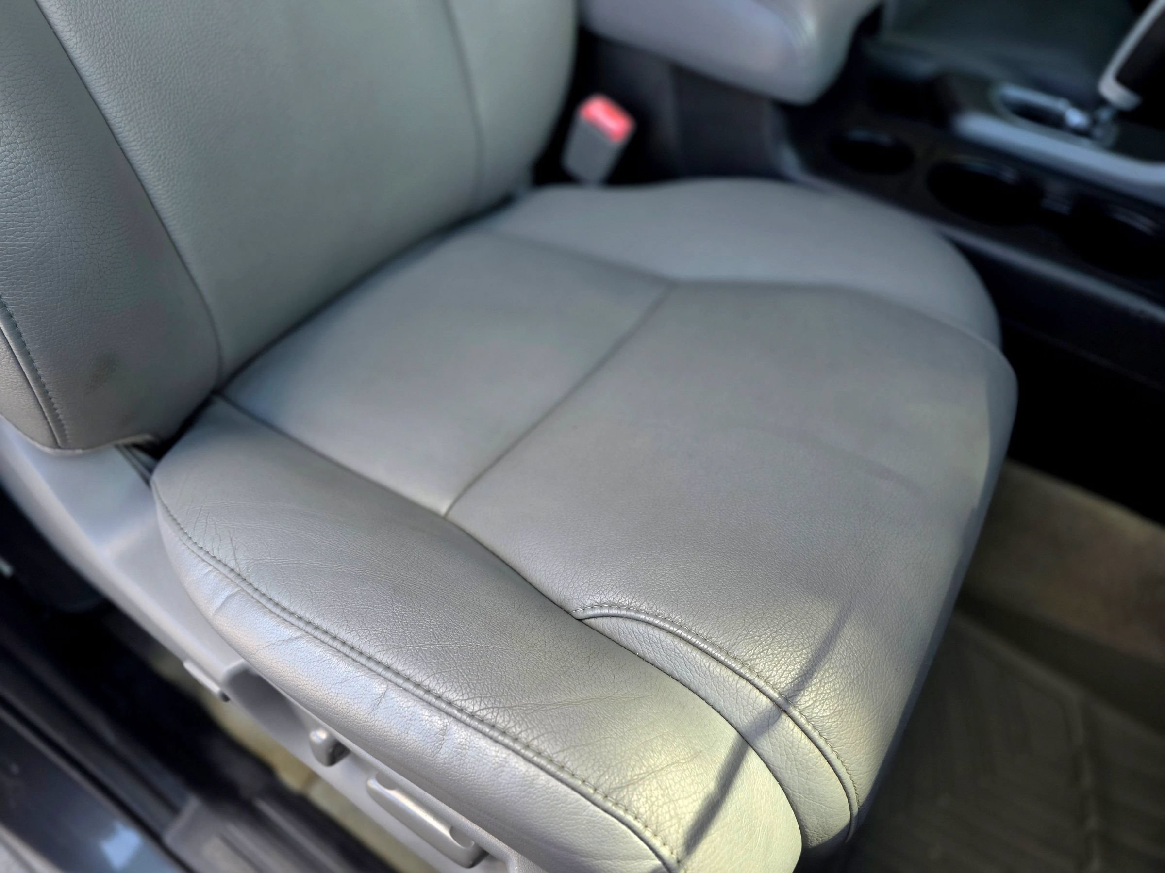 Used 2011 Toyota Sequoia Limited AWD/4WD image 55