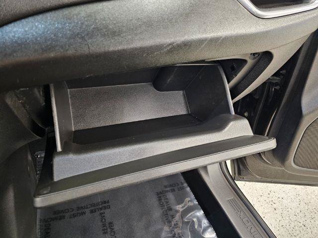 Used 2019 Chevrolet Equinox LT FWD image 21