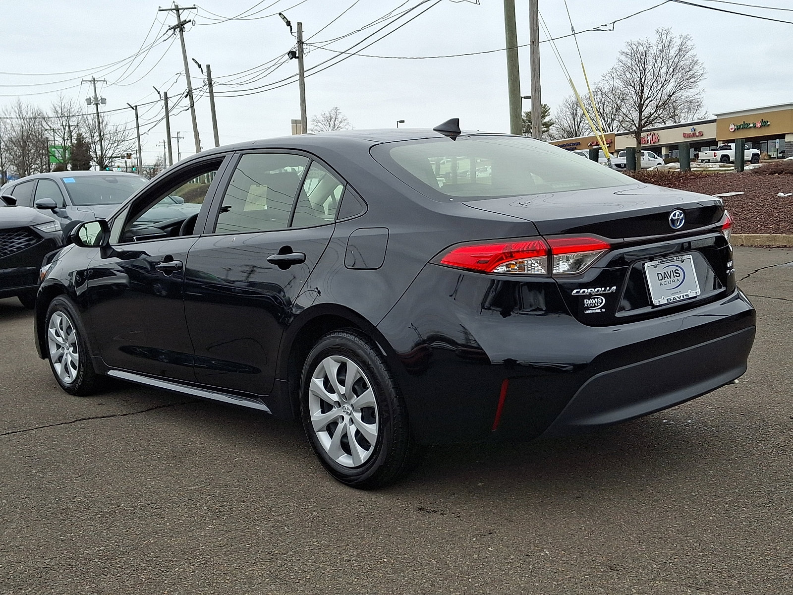 Used 2025 Toyota Corolla LE image 6