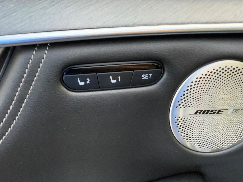 Used 2023 INFINITI QX55 Sensory image 15