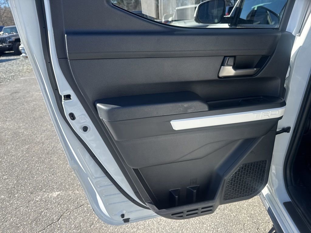 Used 2024 Toyota Tacoma TRD Off-Road image 27