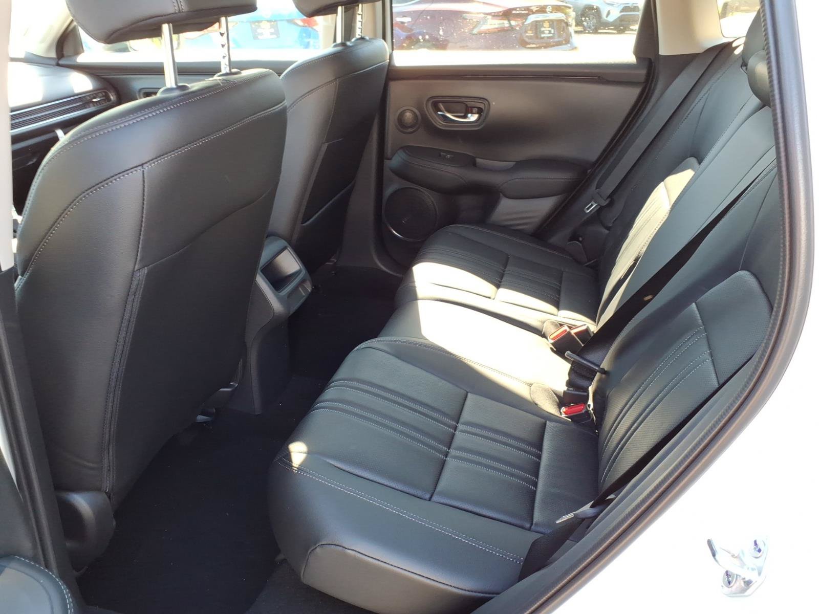 New 2027 Honda HR-V EX-L image 6