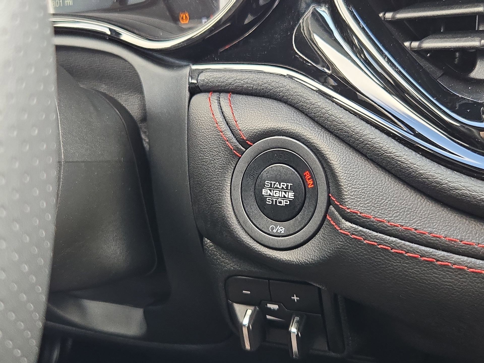 Used 2025 Dodge Durango GT image 20