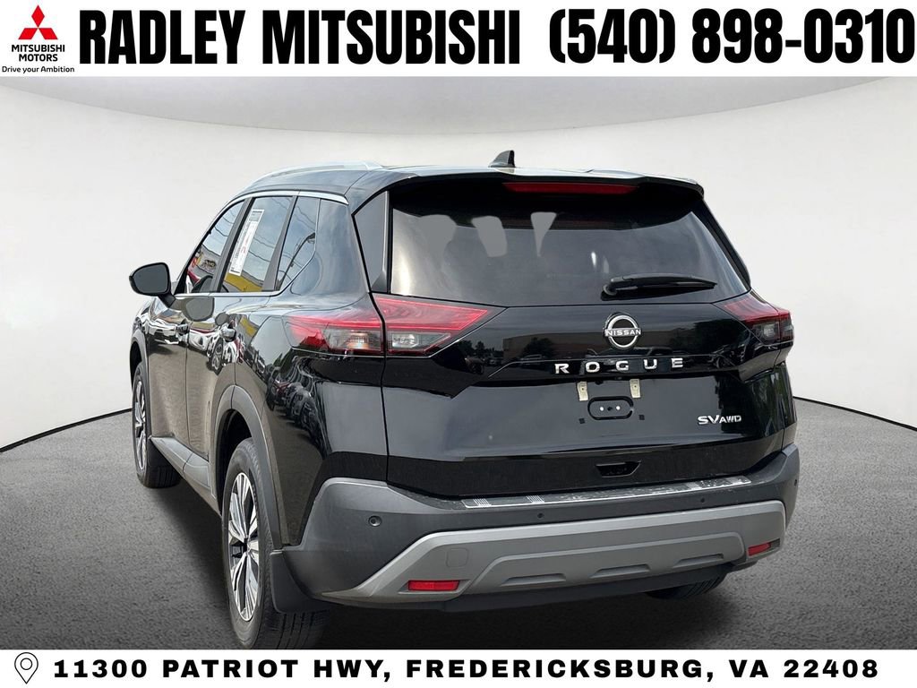 Used 2023 Nissan Rogue SV w/ SV Premium Package AWD/4WD image 18