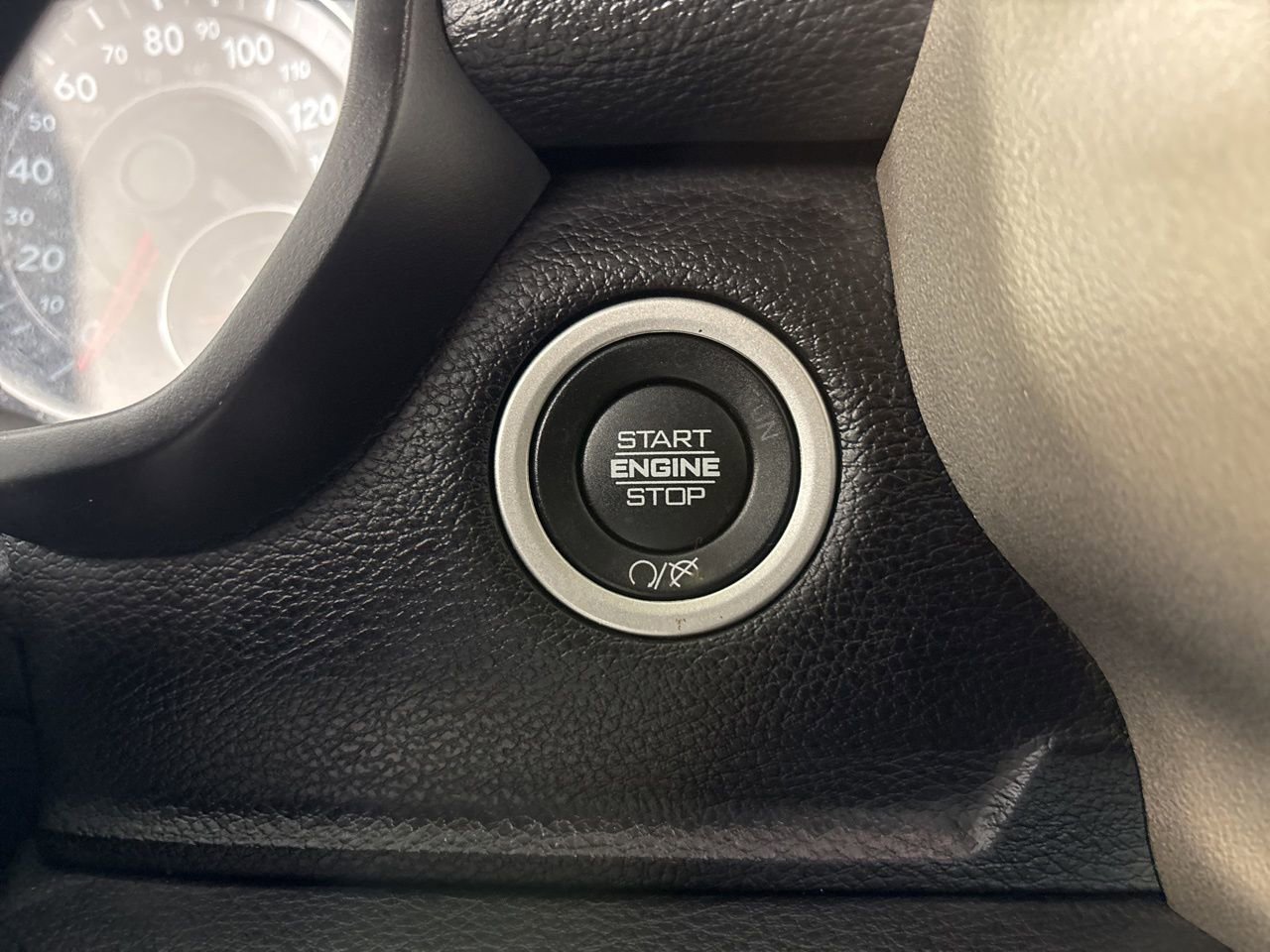 Used 2023 RAM 2500 Laramie image 12