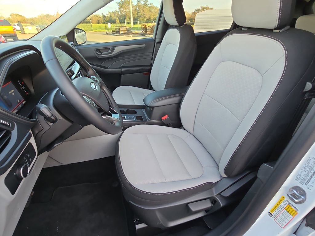 New 2025 Ford Escape Active w/ Tech Pack #1 image 14