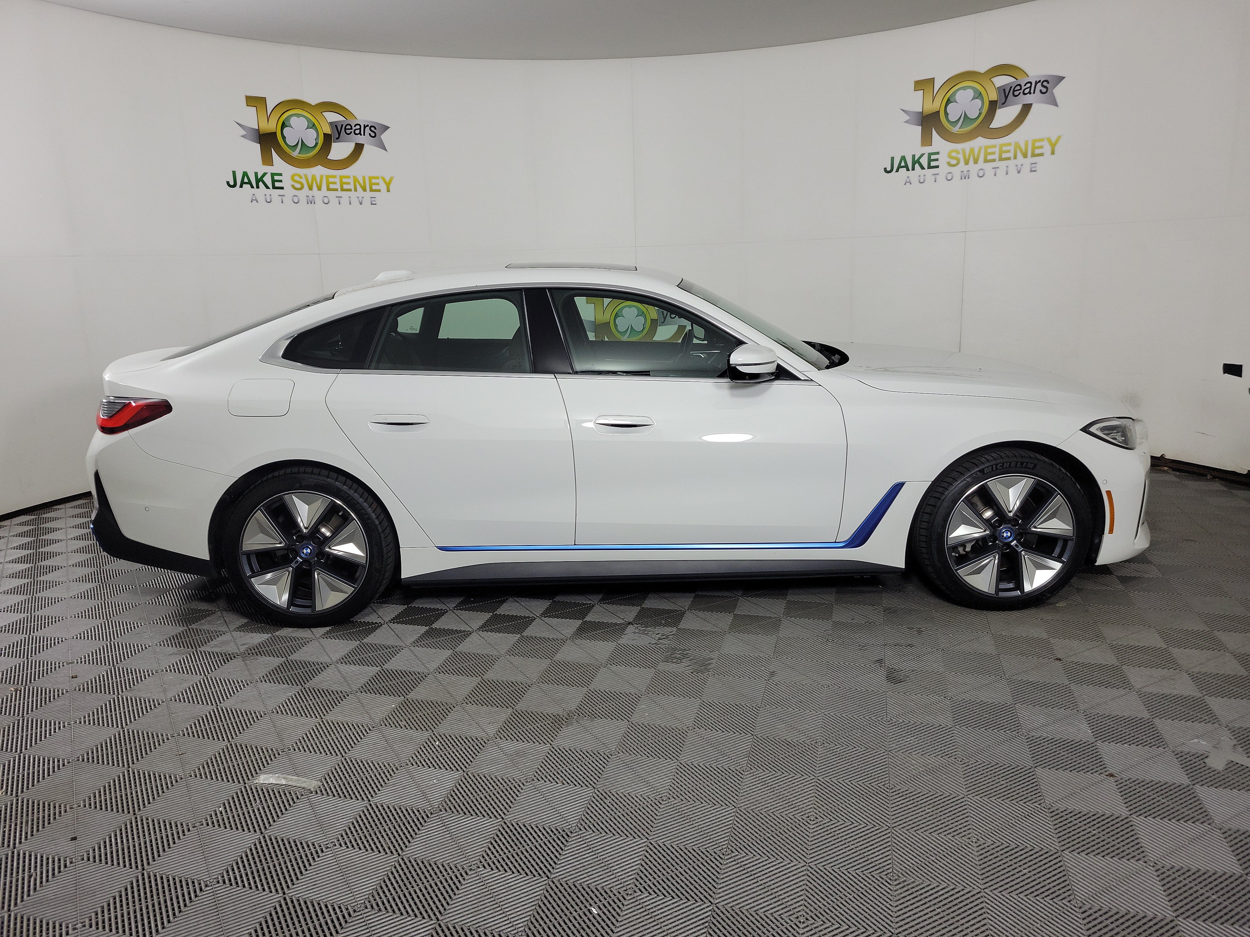 Certified 2023 BMW i4 eDrive35 w/ Premium Package RWD image 8
