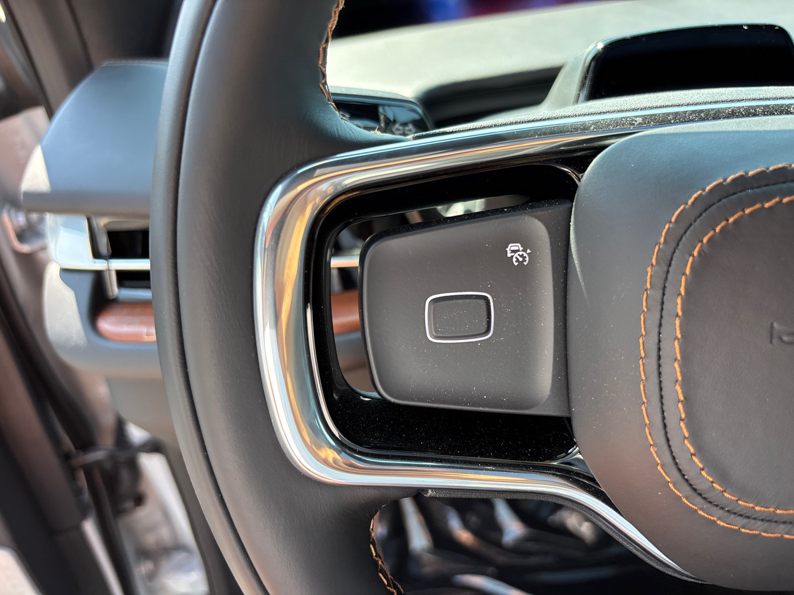 New 2026 Lincoln Navigator Black Label AWD/4WD image 16