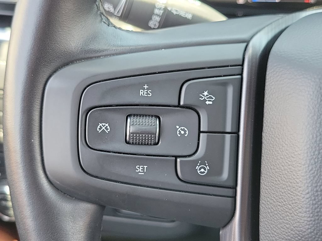 Used 2023 GMC Yukon Denali Ultimate AWD/4WD image 26