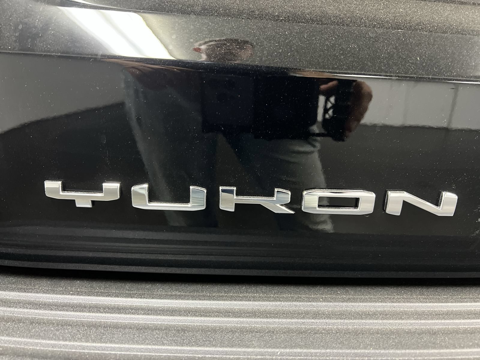 New 2026 GMC Yukon AT4 w/ AT4 Premium Package AWD/4WD image 54