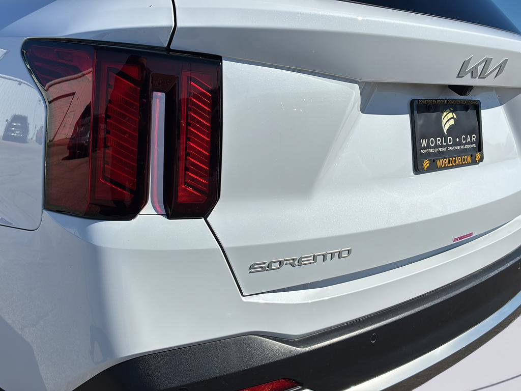 New 2025 Kia Sorento S w/ Panoramic Sunroof Package image 30