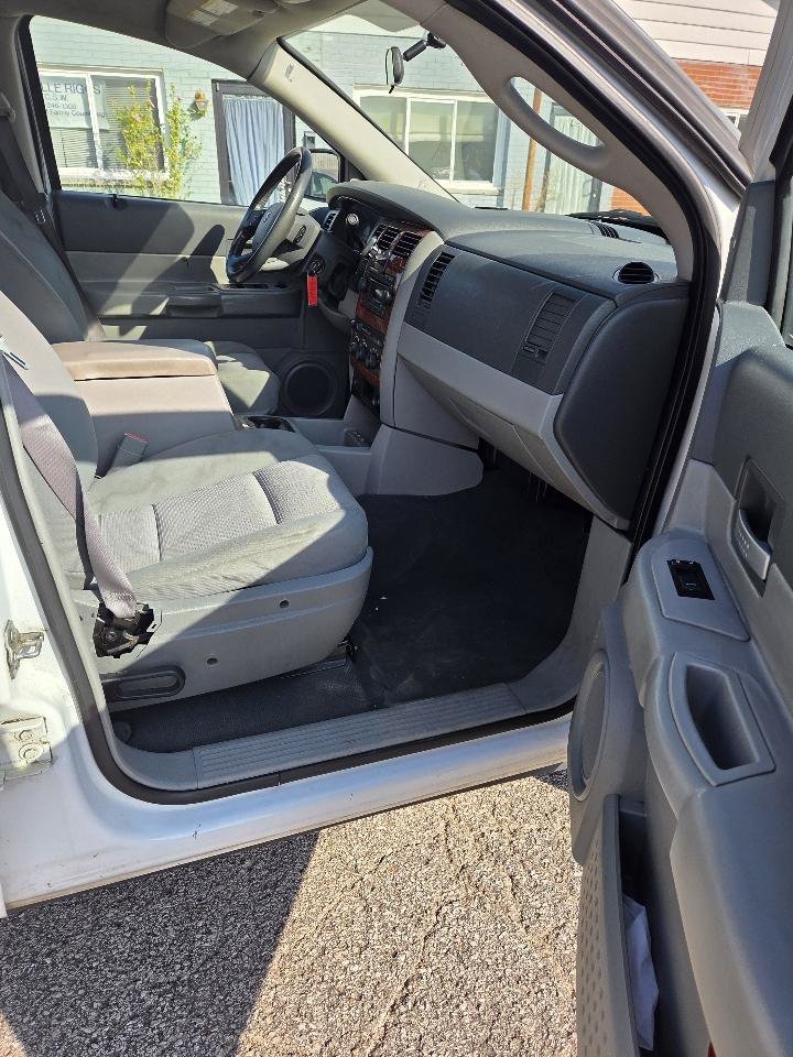 Used 2007 Dodge Durango SLT AWD/4WD image 11