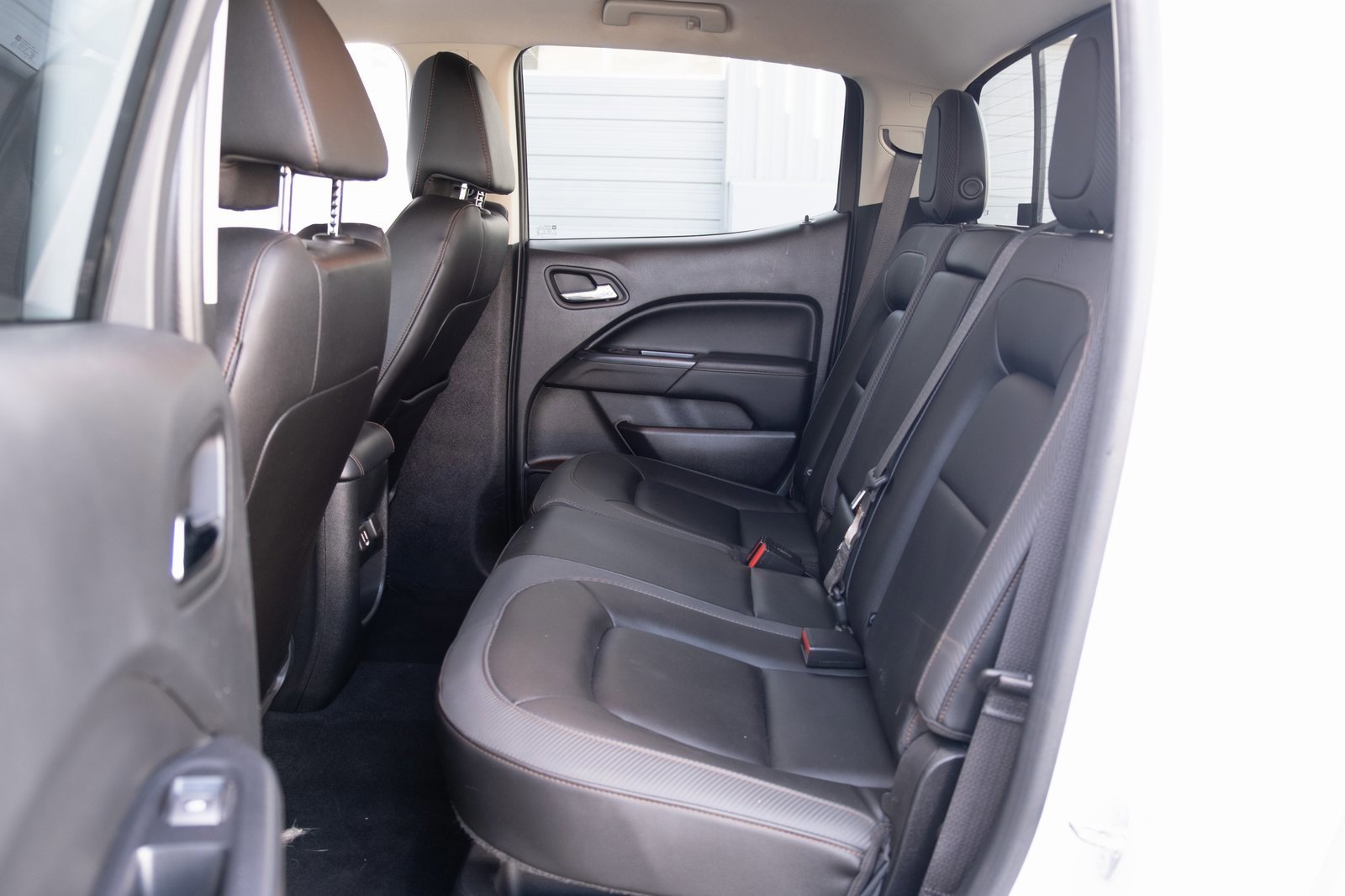 Used 2021 GMC Canyon AT4 image 16