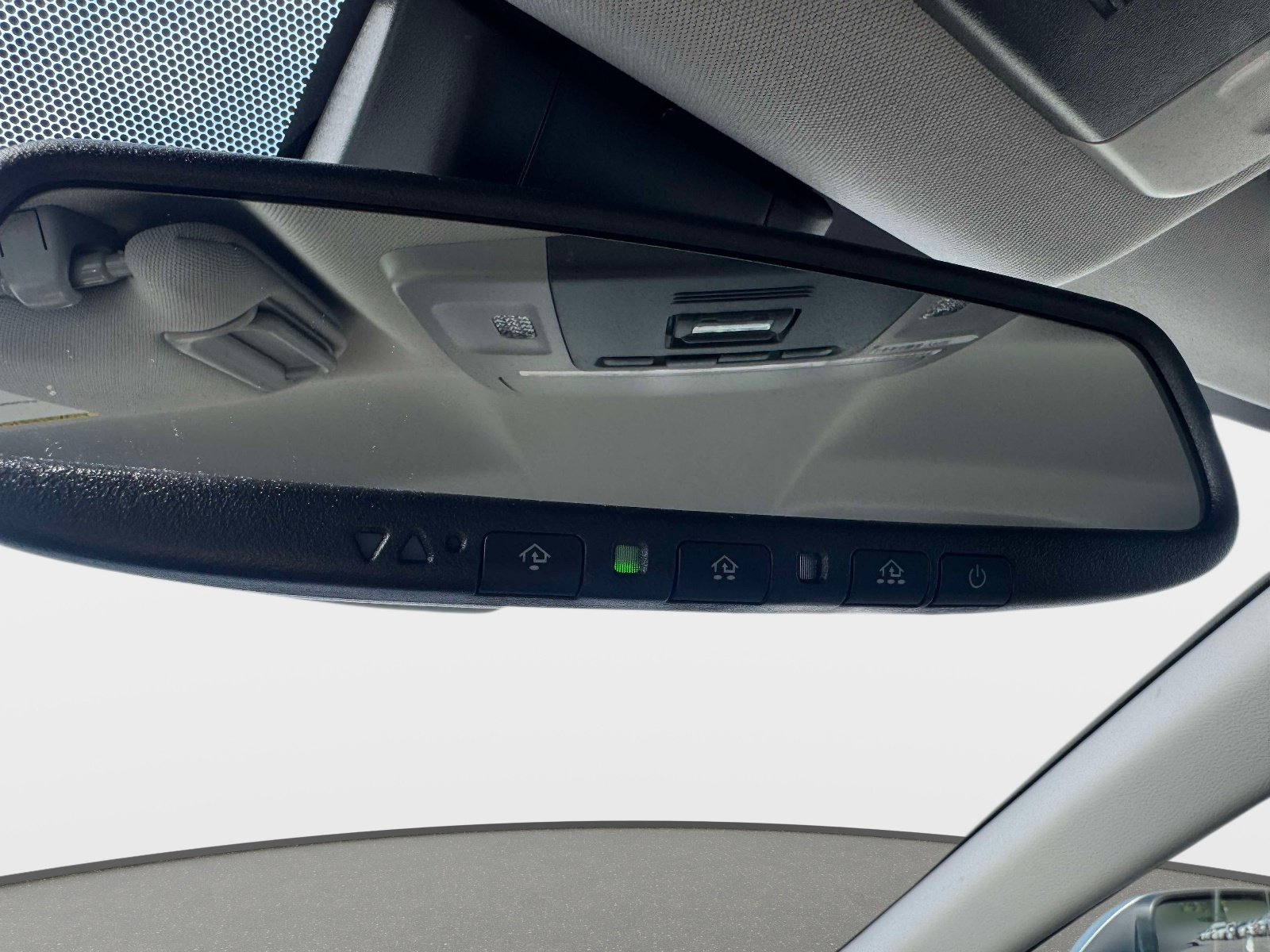 Certified 2021 Toyota Camry XLE FWD image 30