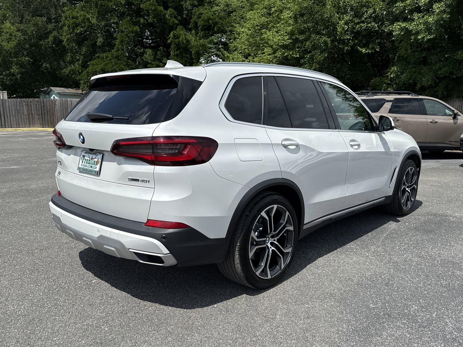 Used 2022 BMW X5 sDrive40i w/ Premium Package image 5
