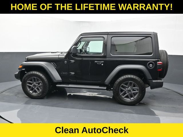 Used 2024 Jeep Wrangler Sport S image 4
