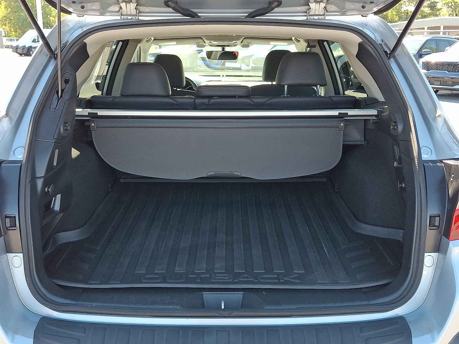 Used 2019 Subaru Outback 2.5i Limited w/ Popular Package #2 AWD/4WD image 28