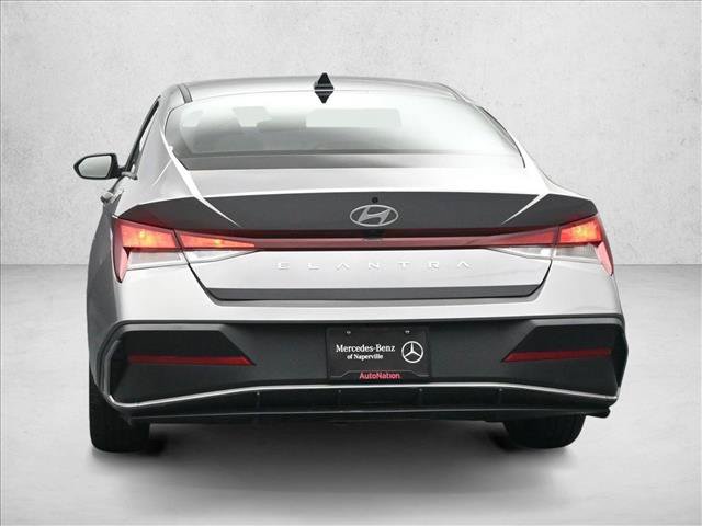 Used 2024 Hyundai Elantra SEL FWD image 5
