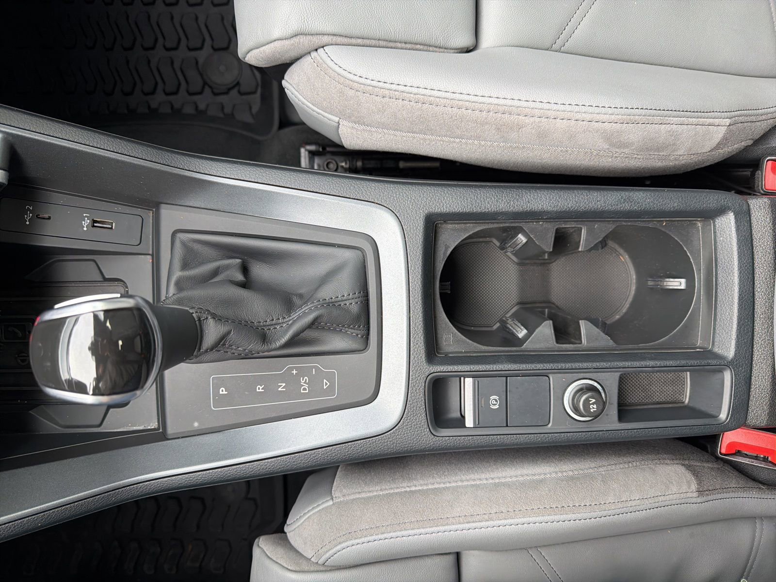 Used 2021 Audi Q3 2.0T Premium Plus w/ Premium Plus Package image 36