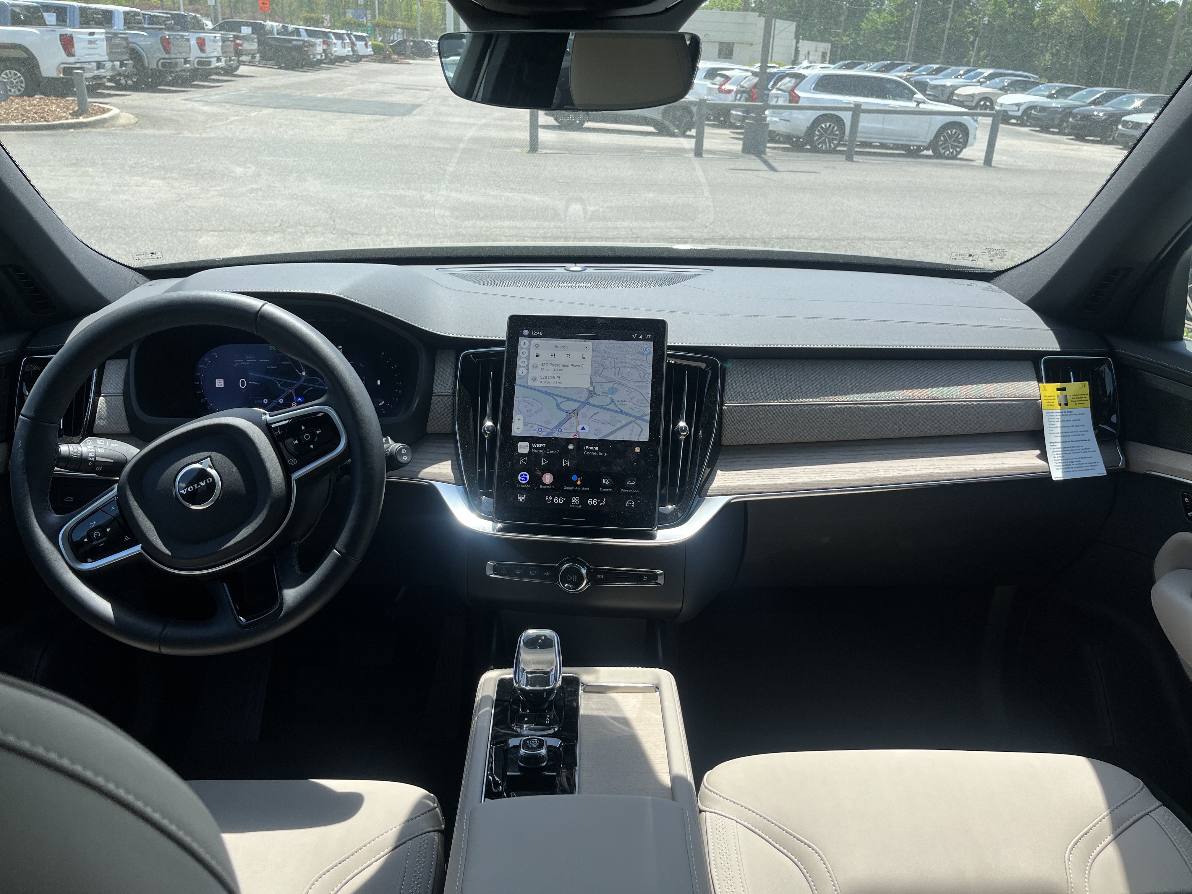 New 2026 Volvo XC90 B6 Plus w/ Protection Package Premier AWD/4WD image 13