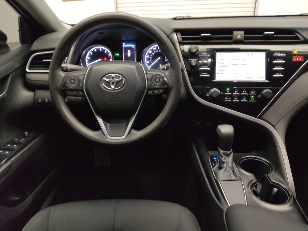 Used 2018 Toyota Camry LE w/ Moonroof Package FWD image 22