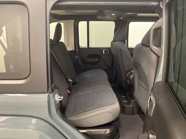 Used 2024 Jeep Wrangler Unlimited w/ Convenience Group AWD/4WD image 27