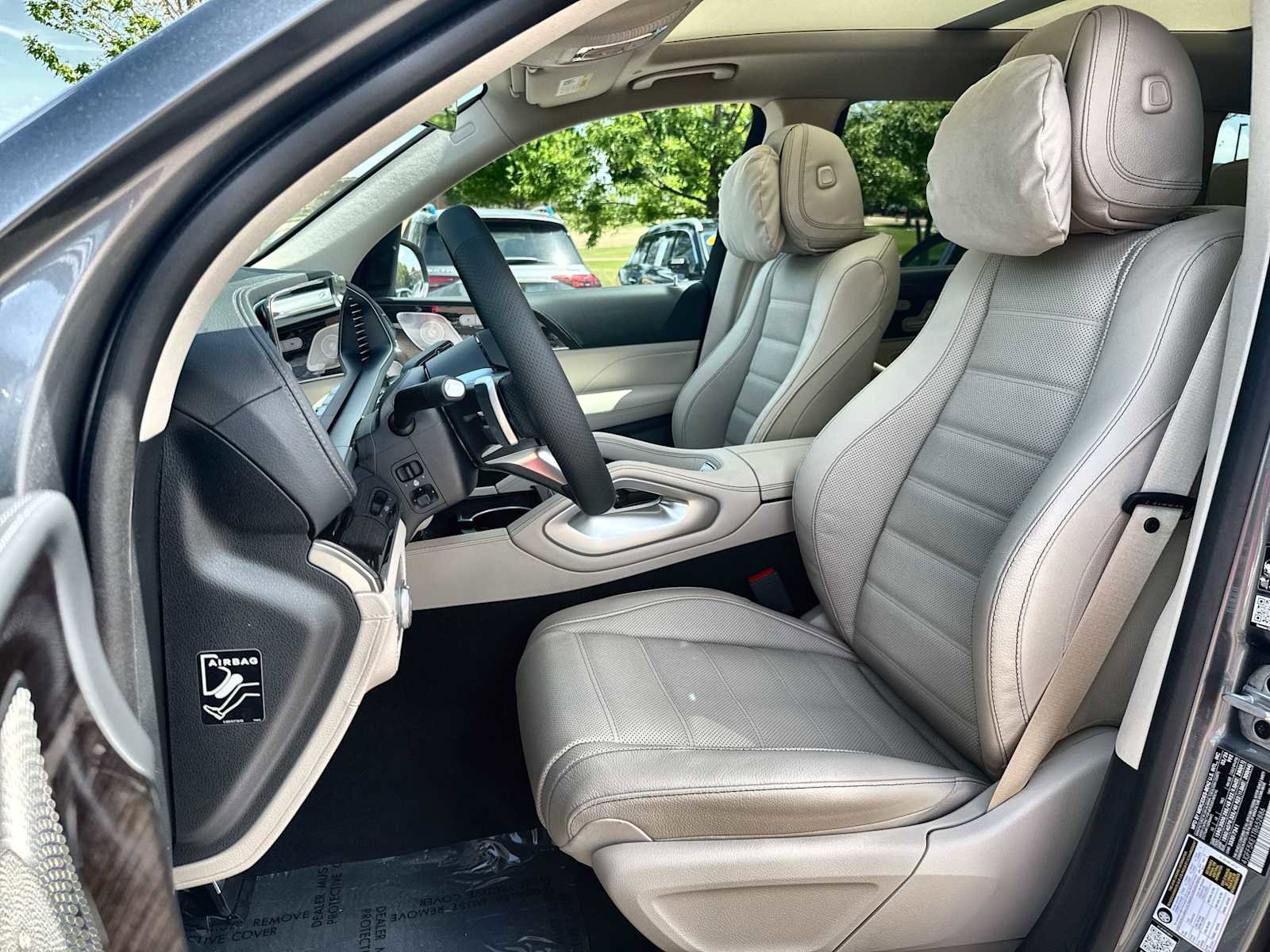 New 2026 Mercedes-Benz GLS 450 4MATIC image 3