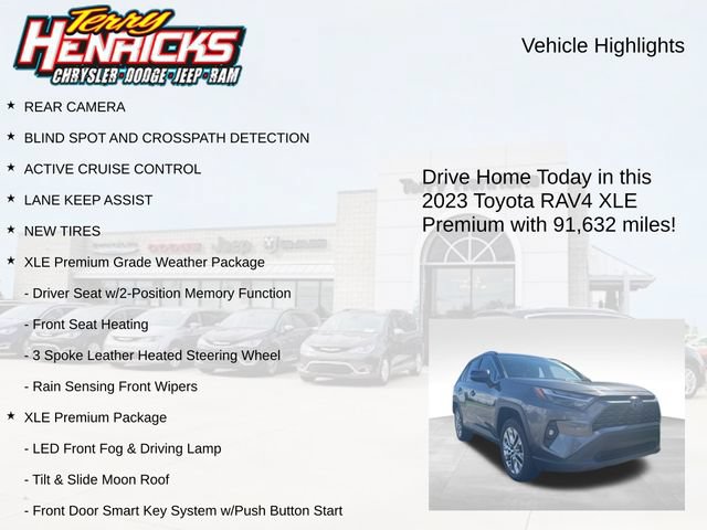 Used 2023 Toyota RAV4 XLE Premium AWD/4WD image 4