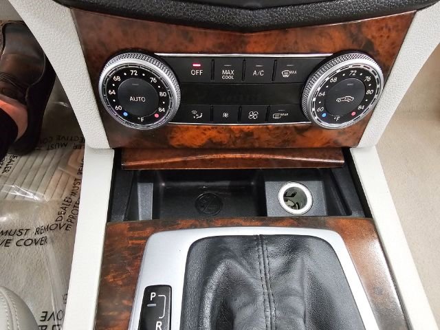 Used 2009 Mercedes-Benz C 300 Sedan image 17