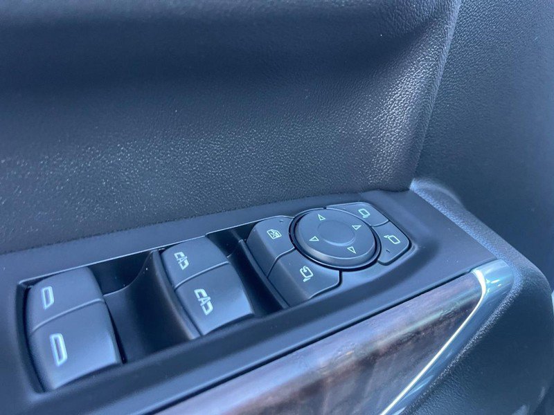 Used 2020 GMC Sierra 1500 Denali w/ Denali Carbonpro Edition image 24