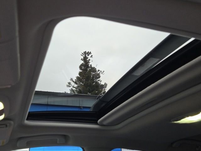 Certified 2024 Subaru Crosstrek 2.0i Premium image 19