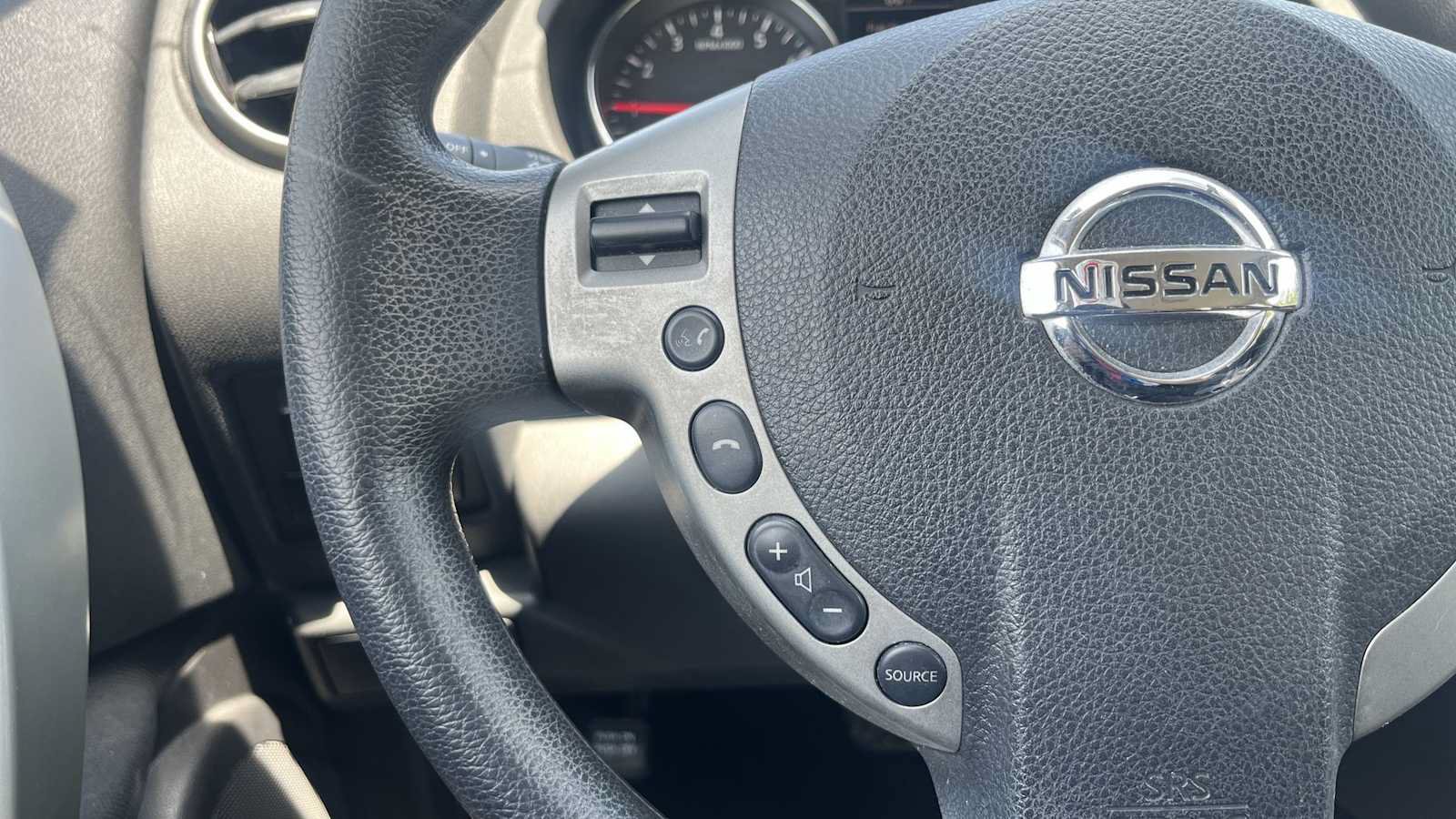 Used 2014 Nissan Rogue S w/ Convenience Package AWD/4WD image 36