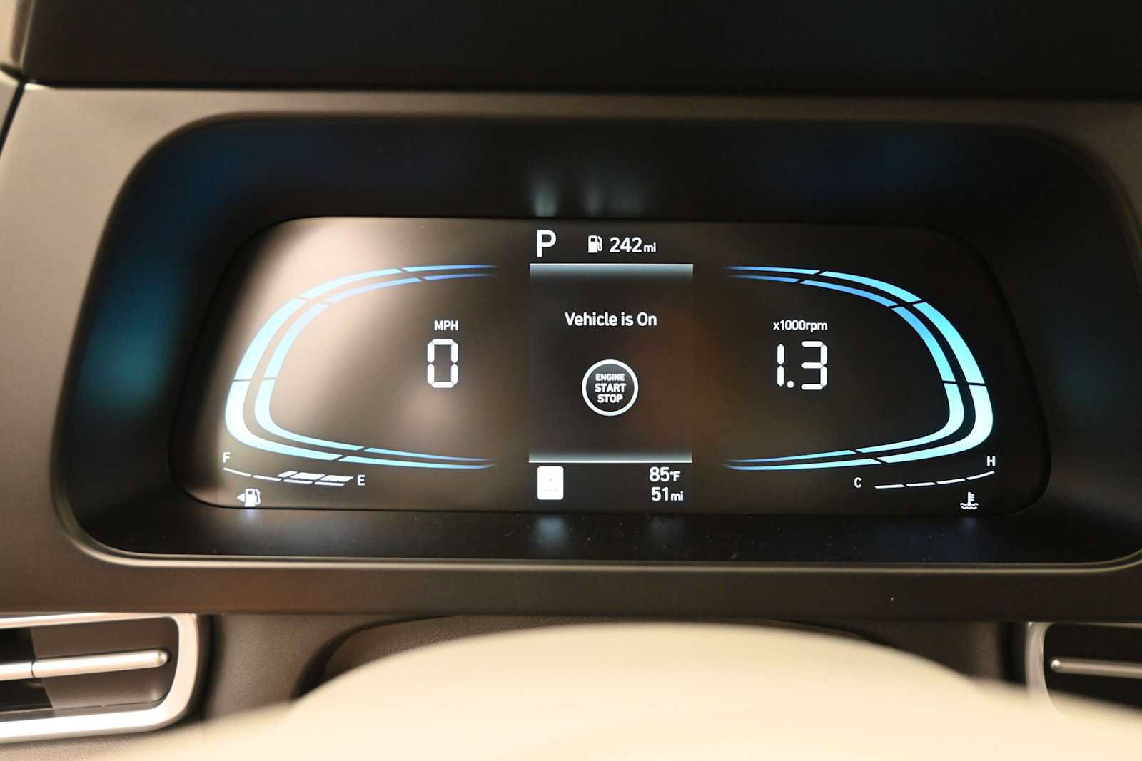 New 2026 Hyundai Elantra Sport FWD image 18