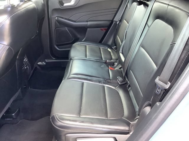 Used 2023 Ford Escape Platinum AWD/4WD image 10