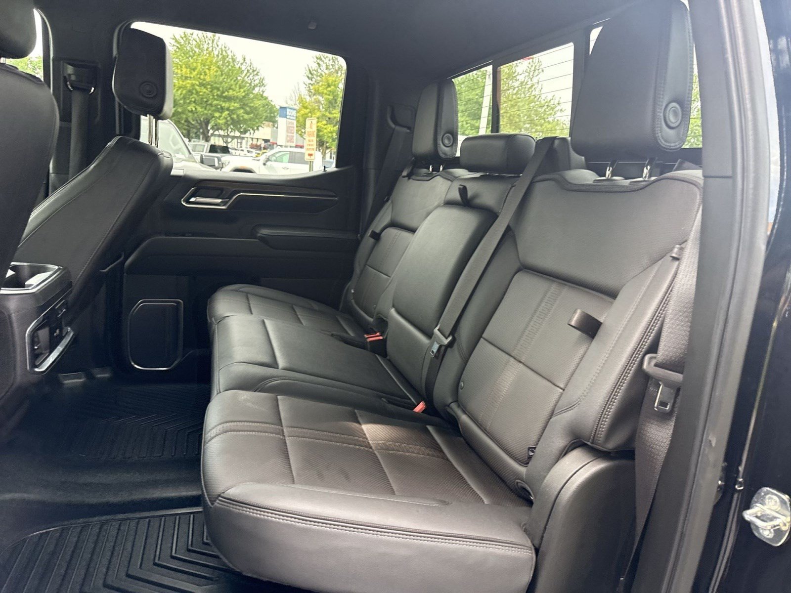 Used 2023 Chevrolet Silverado 1500 High Country AWD/4WD image 22