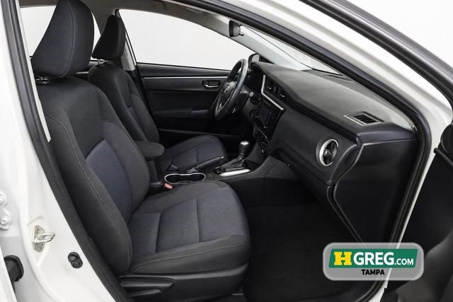 Used 2018 Toyota Corolla LE FWD image 14