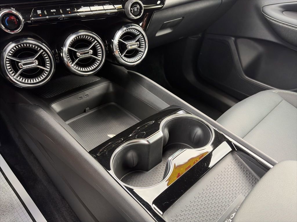 Used 2024 Chevrolet Blazer EV LT image 34