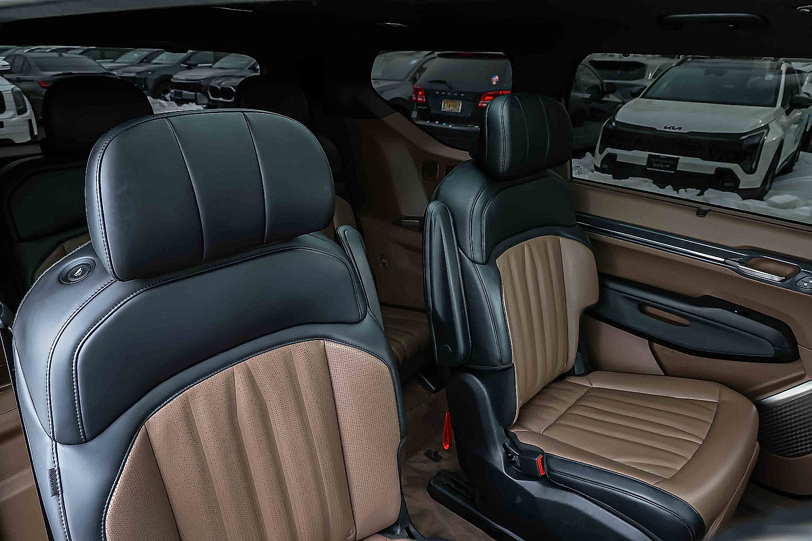 Certified 2024 Kia EV9 GT-Line image 24