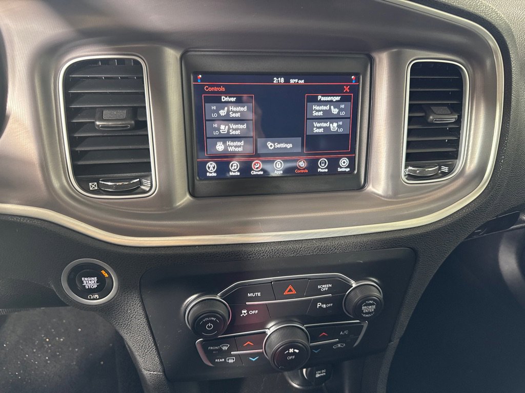 Used 2022 Dodge Charger SXT w/ Leather Interior Group image 19