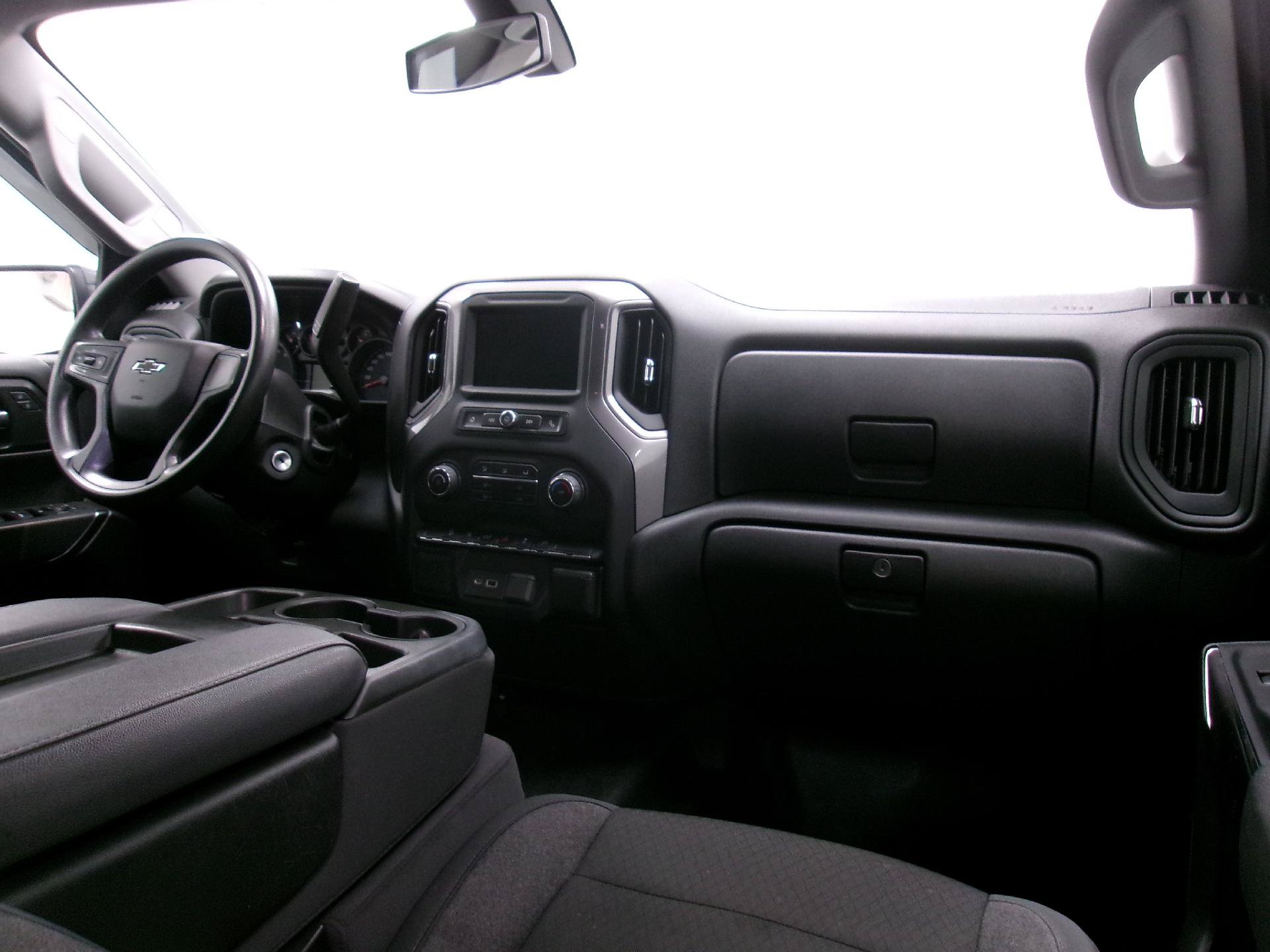 Used 2022 Chevrolet Silverado 1500 Custom Trail Boss w/ Midnight Edition AWD/4WD image 17