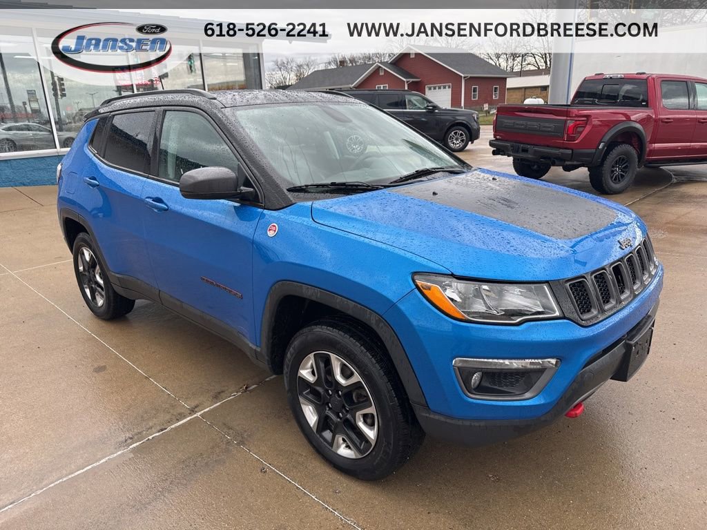 Used 2018 Jeep Compass Trailhawk w/ Cold Weather Group AWD/4WD image 1