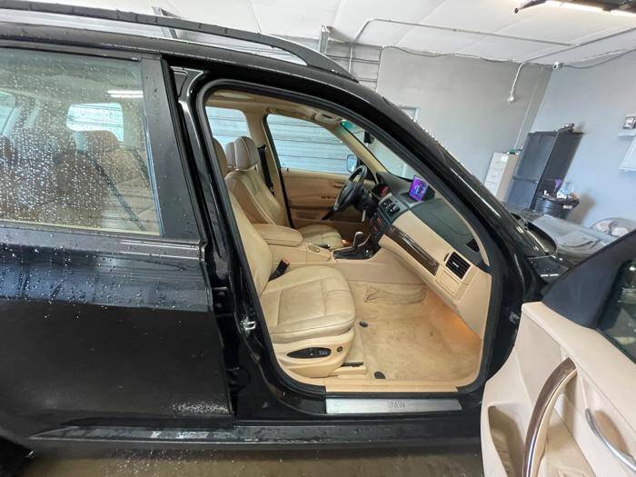 Used 2010 BMW X3 xDrive30i image 29