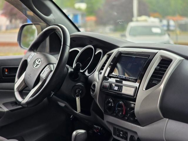 Used 2012 Toyota Tacoma 4x4 Double Cab image 14