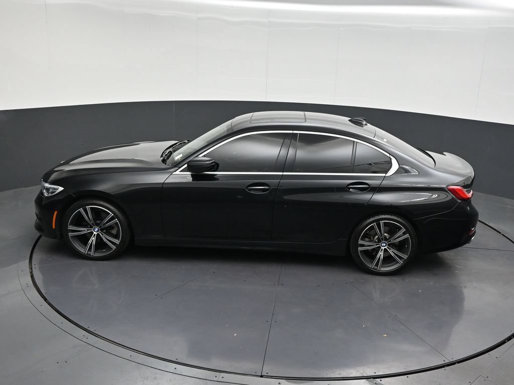 Used 2021 BMW 330i Sedan w/ Premium Package RWD image 16