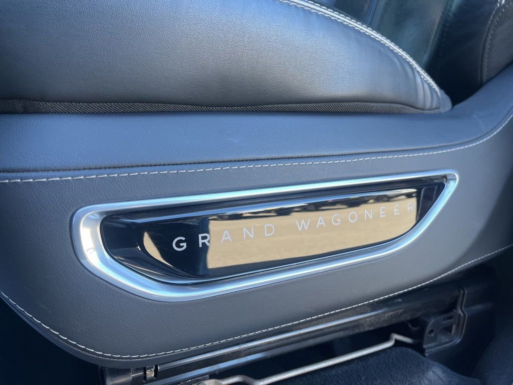Used 2022 Jeep Grand Wagoneer Series II w/ Convenience Group III image 13