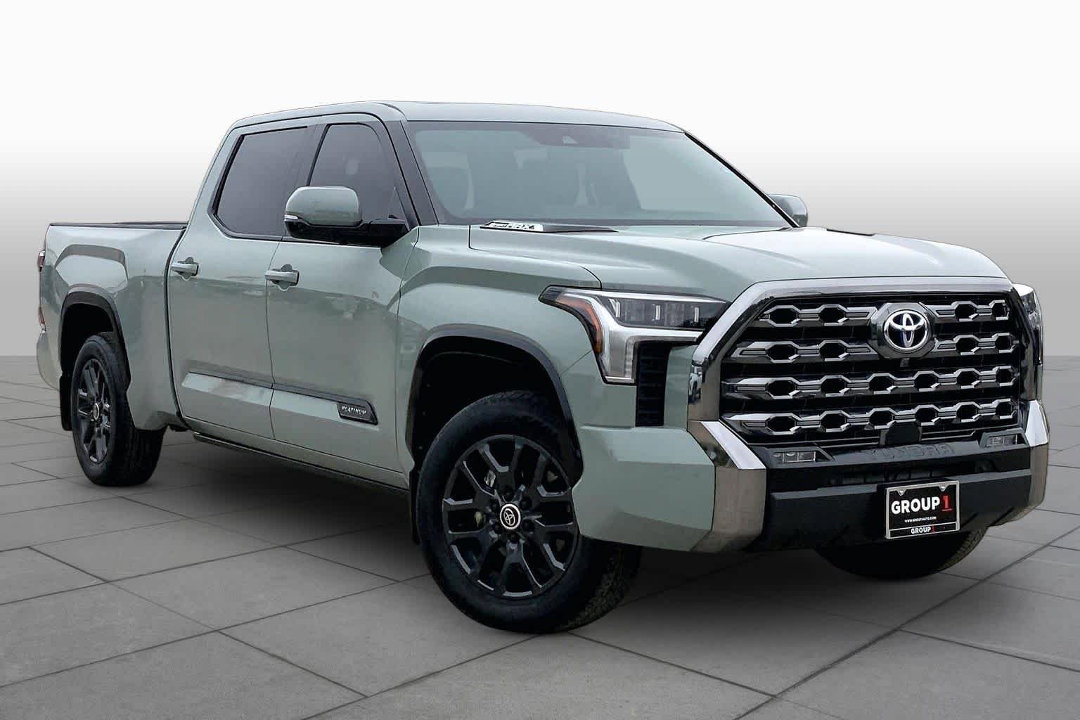 Used 2024 Toyota Tundra Platinum AWD/4WD image 3