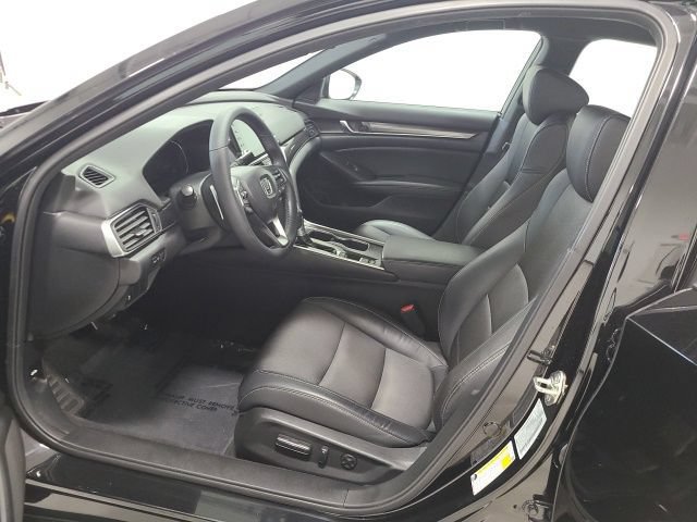Used 2018 Honda Accord Sport image 15