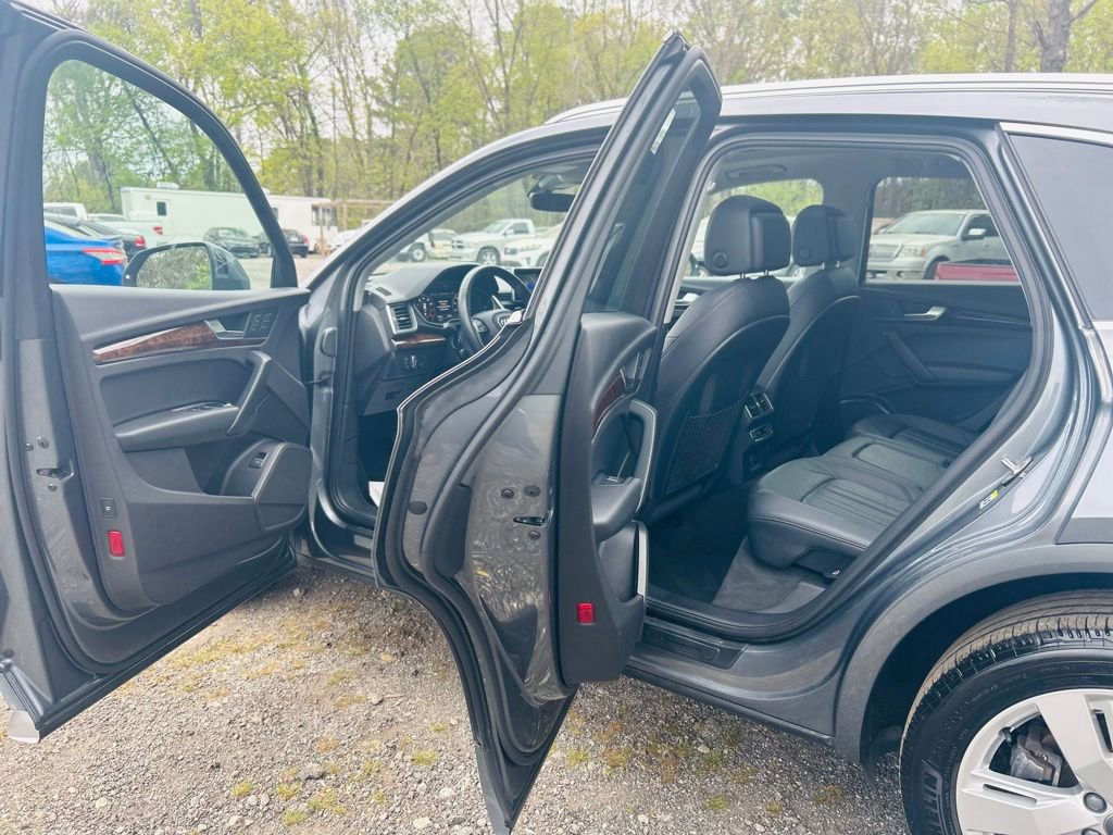 Used 2018 Audi Q5 2.0T Premium Plus AWD/4WD image 18